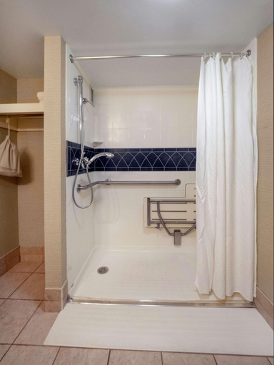 Bathroom 5, DoubleTree by Hilton Buffalo-Amherst, Erie