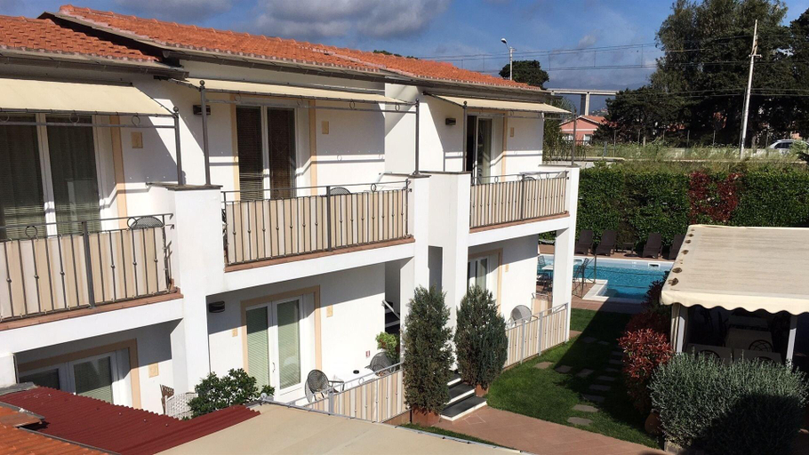Exterior & Views 2, Ca' del Mar, Imperia