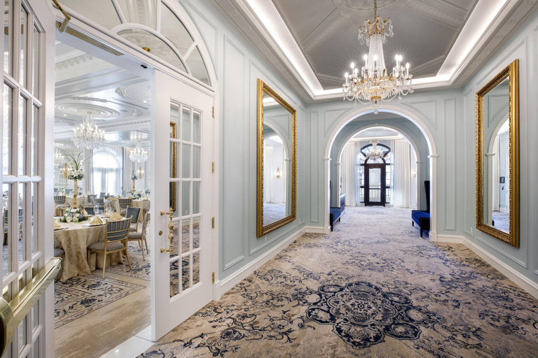 Public Area 3, Hotel Carmichael, Autograph Collection, Hamilton