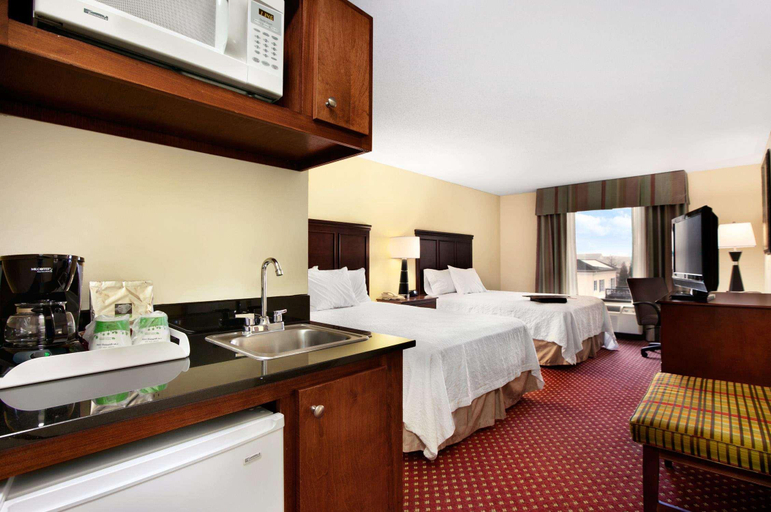 Bedroom 3, Hampton Inn Atlanta-Stockbridge, Clayton