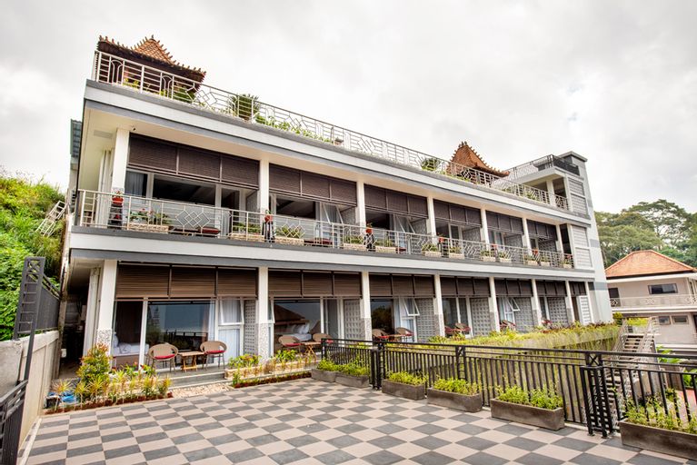 De Danau Lake View Hotel, Tabanan