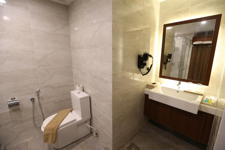 Bathroom 2