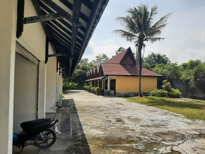 Exterior & Views 2, OYO 90490 Hotel Nyi Rindang, Palangkaraya