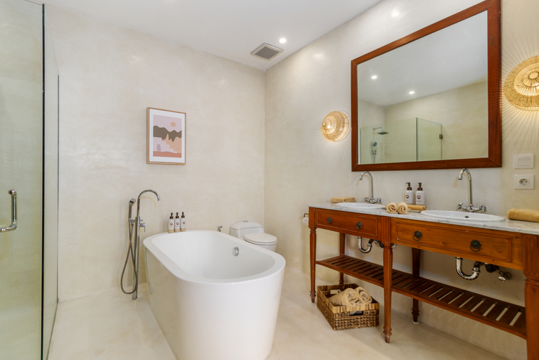 Bathroom 3, White Goose Boutique Hotel, Badung
