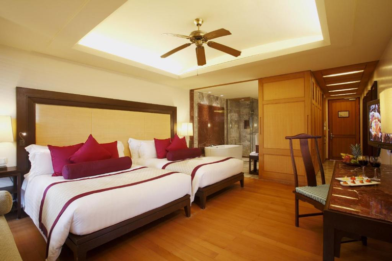 Bedroom 5, Centara Grand Beach Resort Phuket, Pulau Phuket