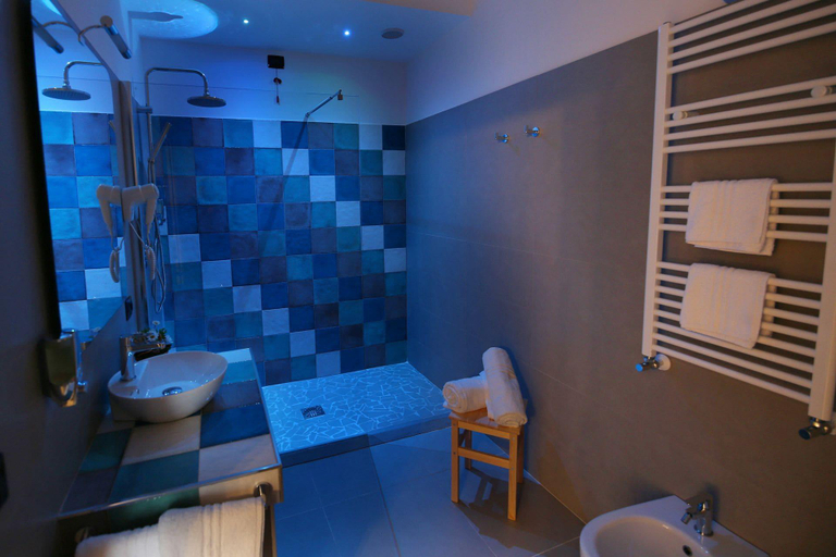 Bathroom 5, I Fiori di Margherita Luxury B&B, Perugia