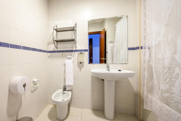 Bathroom 5, Hotel Restaurante Los Molinos, Sevilla