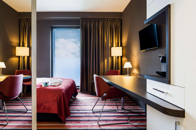 Exterior & Views 2, Best Western Plus La Corniche, Var