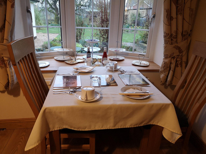 Food & Drinks 5, White Cottage B&B, Lincolnshire