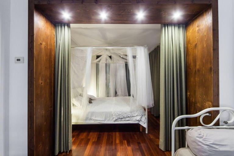 Bedroom 4, B&B Antico Ulivo, Bari