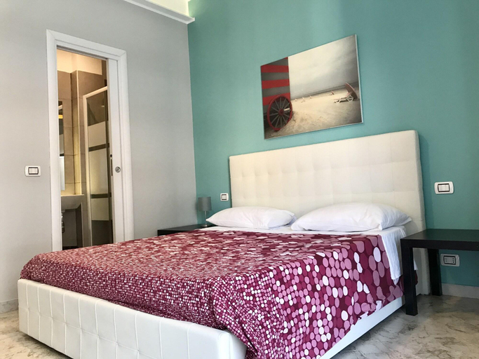 Bedroom 4, Room 110, Bari