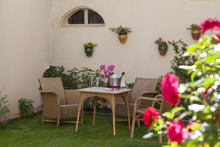 Public Area, Brit Hotel Chinon le Lion d'Or, Indre-et-Loire