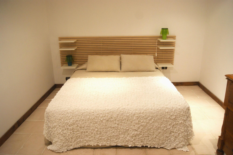 Bedroom 2, B&B Antico Ulivo, Bari