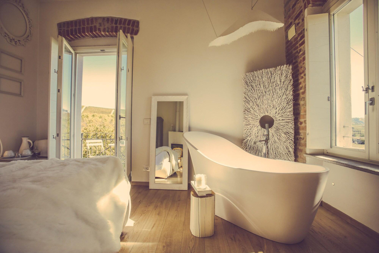 Bedroom 5, Langhe Country House, Cuneo