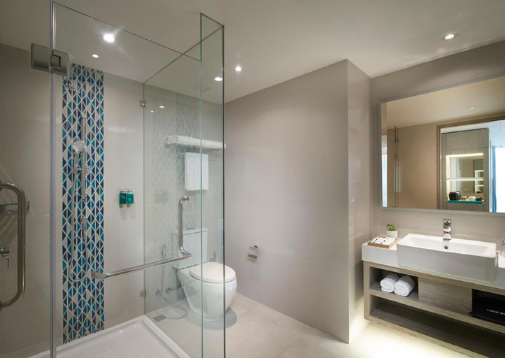 Bathroom 4, OZO North Pattaya, Pattaya