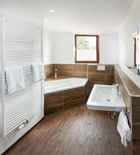 Bathroom 4, Landhotel Fernblick, Neuwied