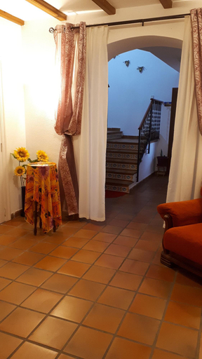 Public Area 3, Casa Camino al Castillo, Valencia