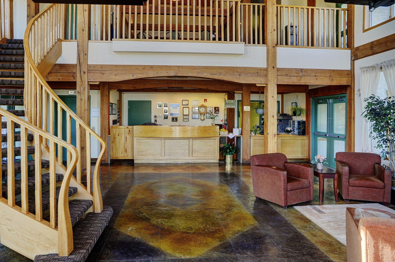 Public Area 2, Lakeview Inns & Suites - Okotoks, Division No. 6