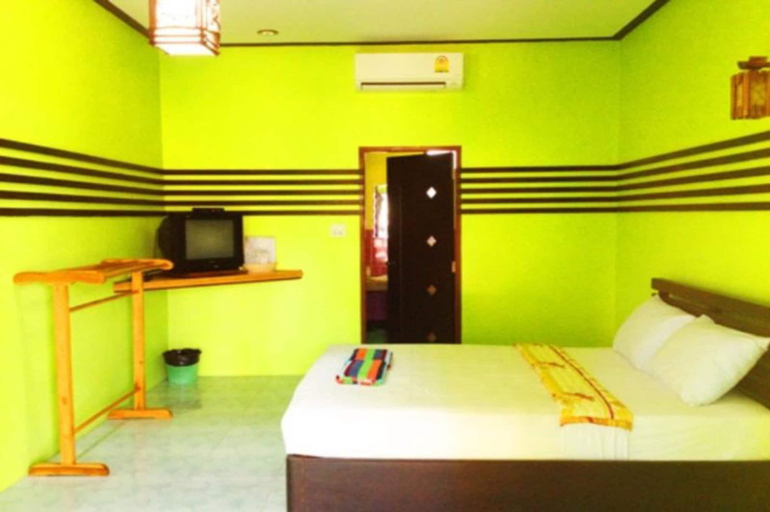 Bedroom 2, Sri Phairin Resort, Tha Mai