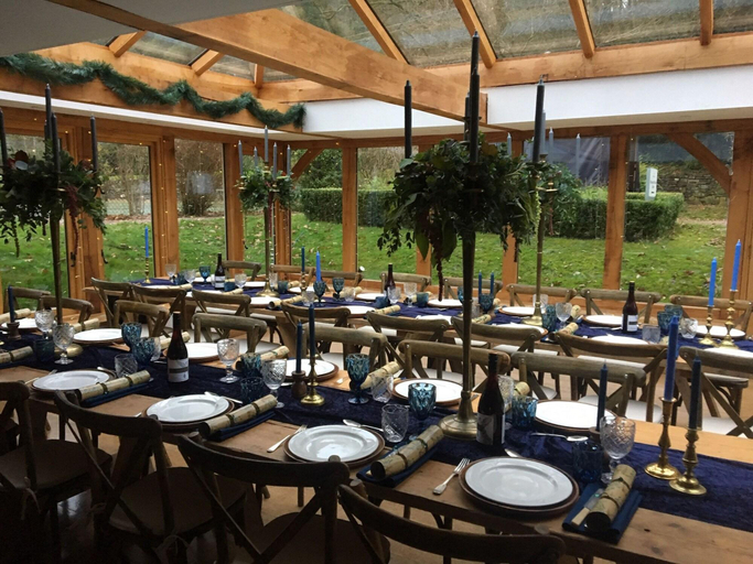Food & Drinks, Bickleigh Castle Hotel, Devon
