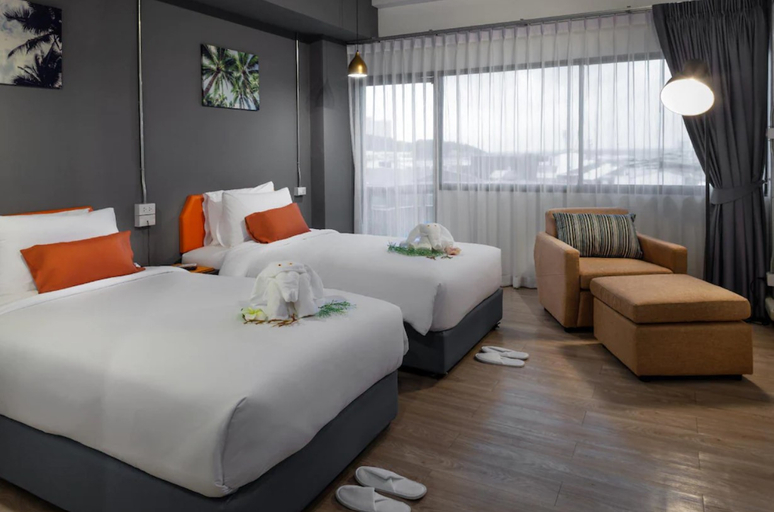 Bedroom 3, 7 Stays Pattaya Hotel (Formally 7 Days Premium Hotel Pattaya), Pattaya