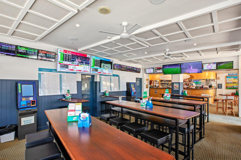 Public Area 2, Seabreeze Beach Hotel, Kempsey