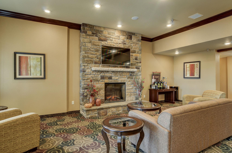Public Area 2, Cobblestone Inn & Suites - Eaton, Weld