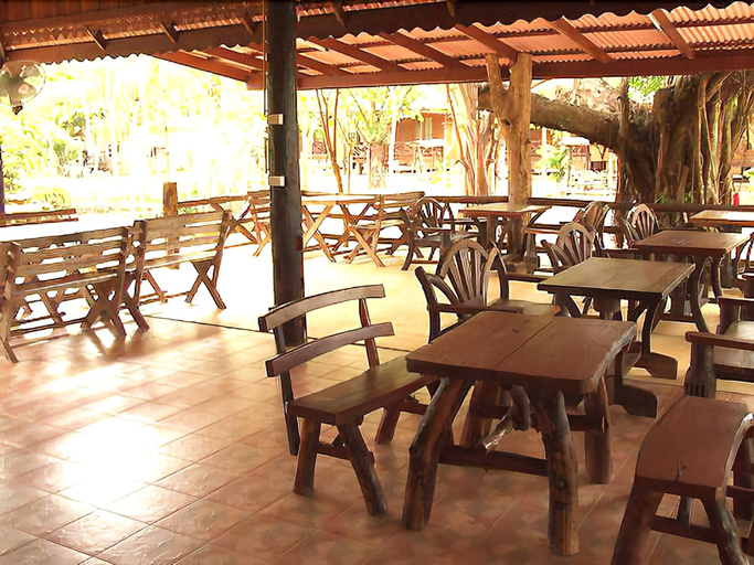 Food & Drinks 4, Sri Phairin Resort, Tha Mai