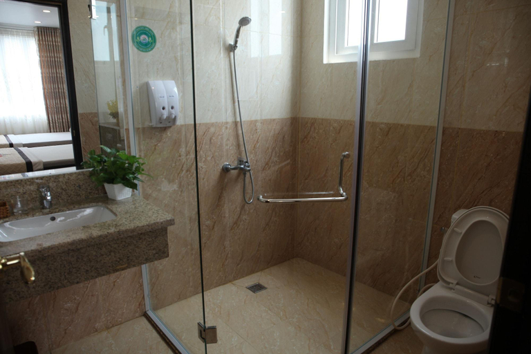 Bathroom 4, Huynh Duc 2 Hotel, Cao Lanh