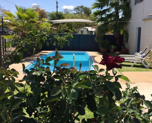 Sport & Beauty, Balonne River Motor Inn, Balonne