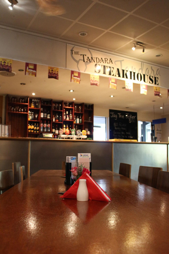Food & Drinks 4, Tandara Hotel Motel, Sarina