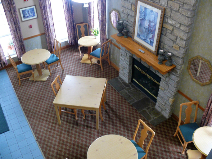 Public Area 2, The Woodridge Inn, Fayette