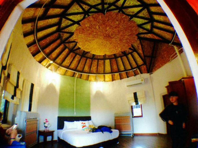 Public Area 3, Khemmarat Baandin Resort, Khemarat