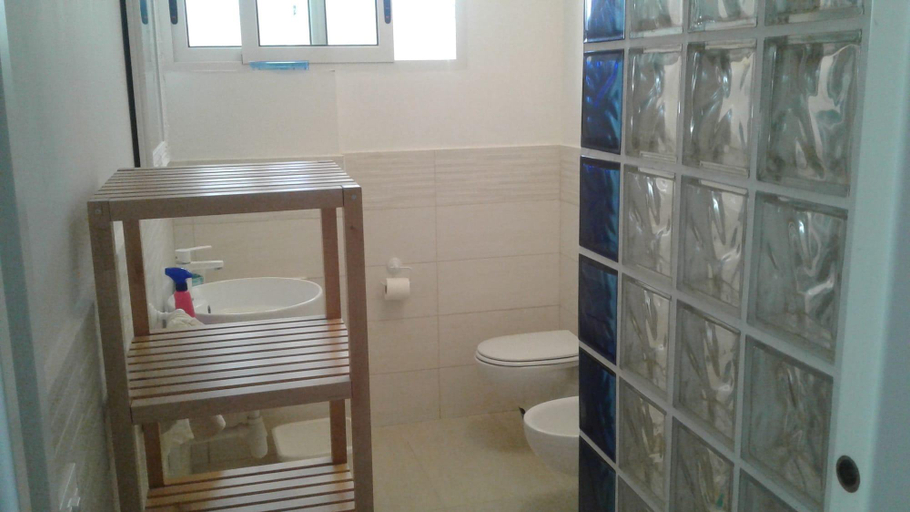 Bathroom 4, Il Caimano Appartamenti, Messina