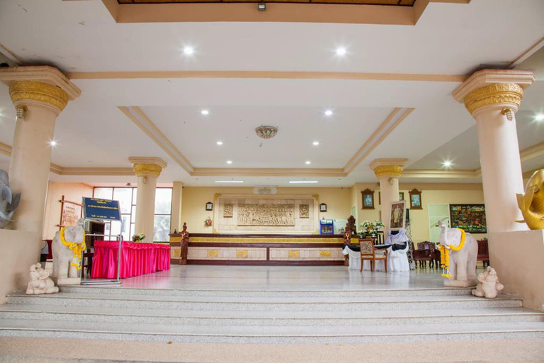 Public Area 2, Goldenland Resort, Chok Chai