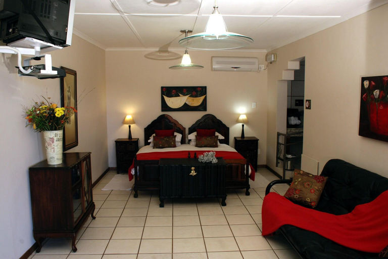 Public Area 3, Daisy Country Lodge, Namakwa