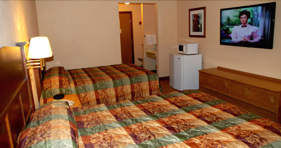 Bedroom 3, Best Rest Inn & Suites, Fayette