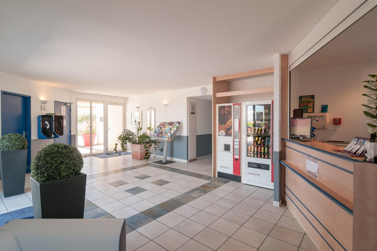 Public Area 3, Brit Hotel Clermont L'Herault, Hérault