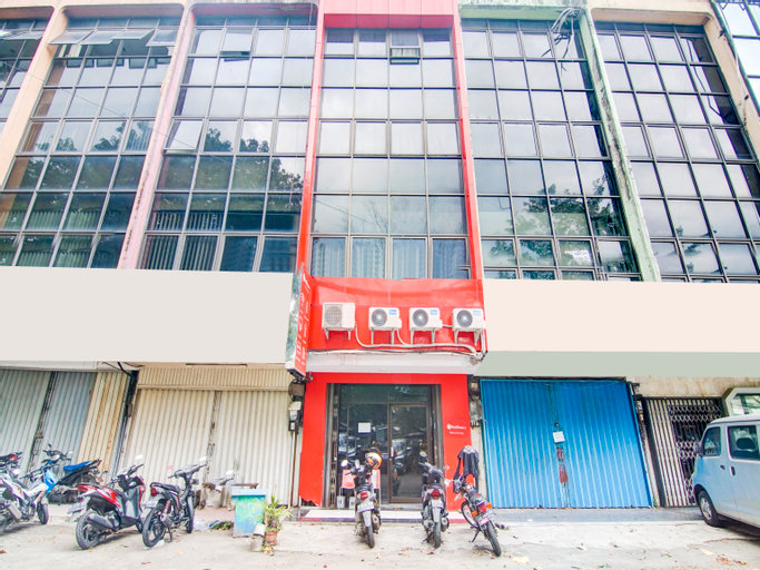 Exterior & Views 1, OYO 90310 Cosmo Harmoni, Central Jakarta