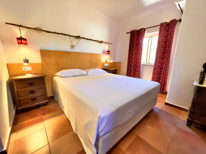 Bedroom 4, Quinta do Mar Country & Sea Village, Lagos