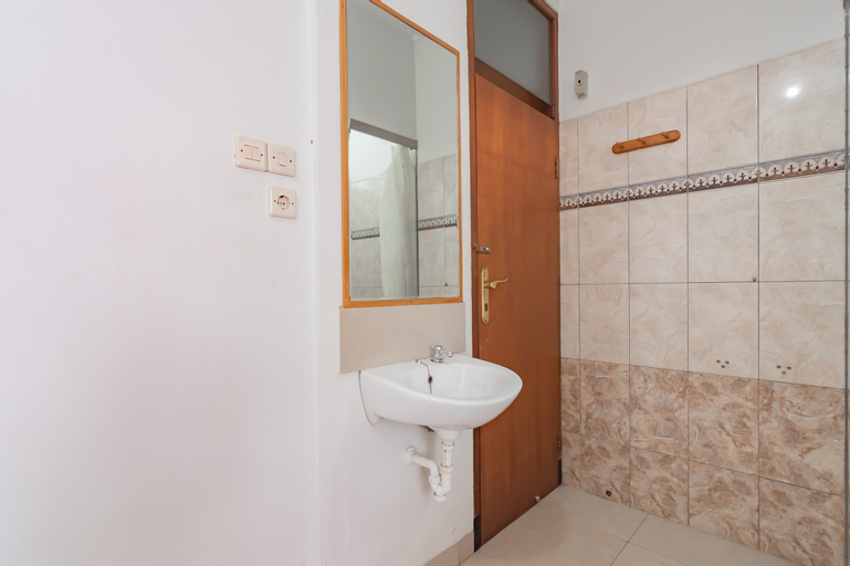 Imelda Residence Setrasari RedPartner, Bandung