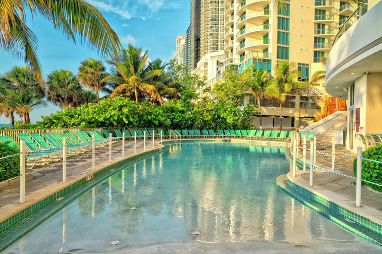 Sport & Beauty 2, DoubleTree Resort & Spa by Hilton Ocean Point-N. M, Miami-Dade