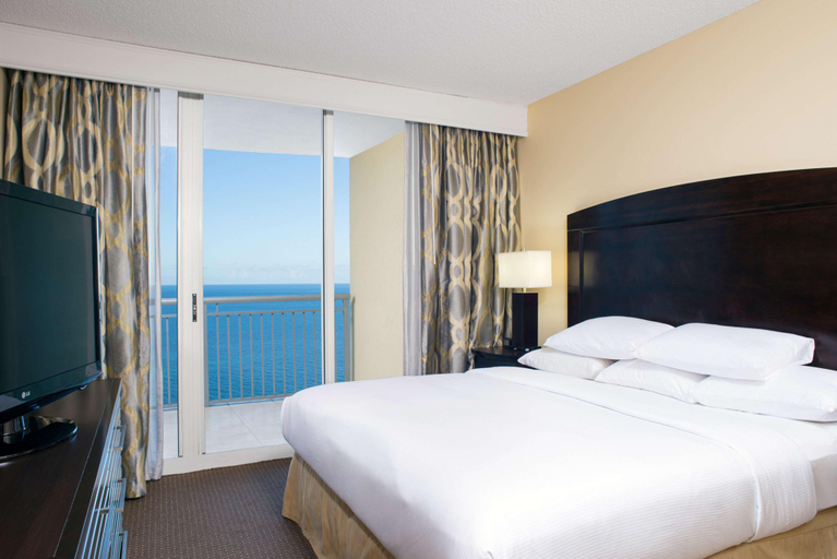 Bedroom 3, DoubleTree Resort & Spa by Hilton Ocean Point-N. M, Miami-Dade