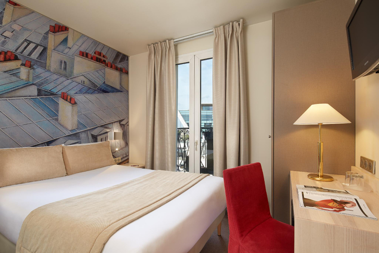 Bedroom 3, Fertel Maillot, Paris