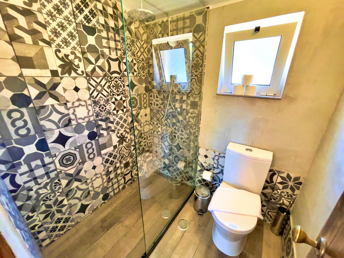 Bathroom 5, Quinta do Mar Country & Sea Village, Lagos