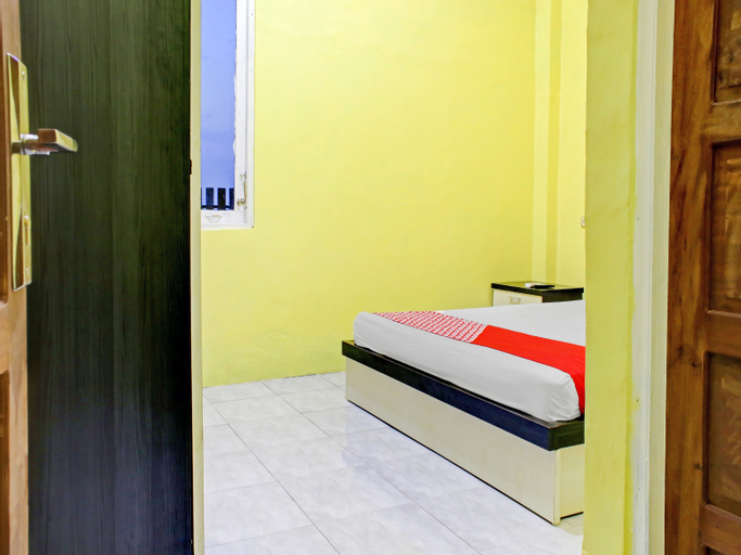 OYO 90429 Hdk Guesthouse, Banjarbaru