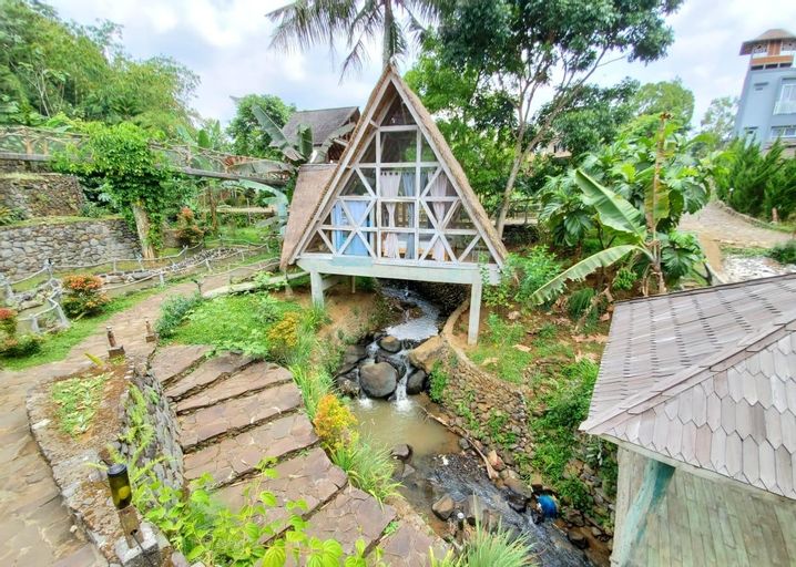 De Padi Villa Bogor, Bogor