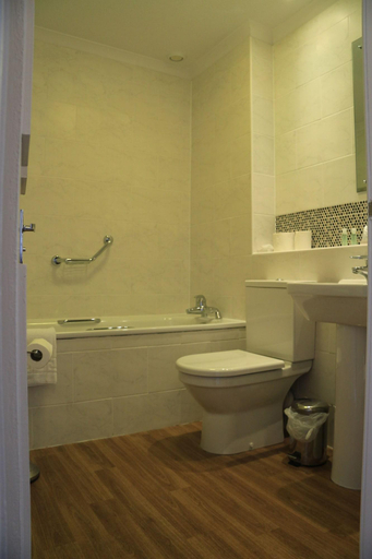 Bathroom 4, The Gairloch Hotel, Highland