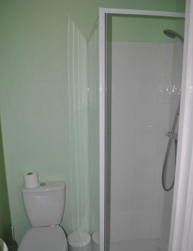Bathroom 4, Fairhaven, Nottinghamshire