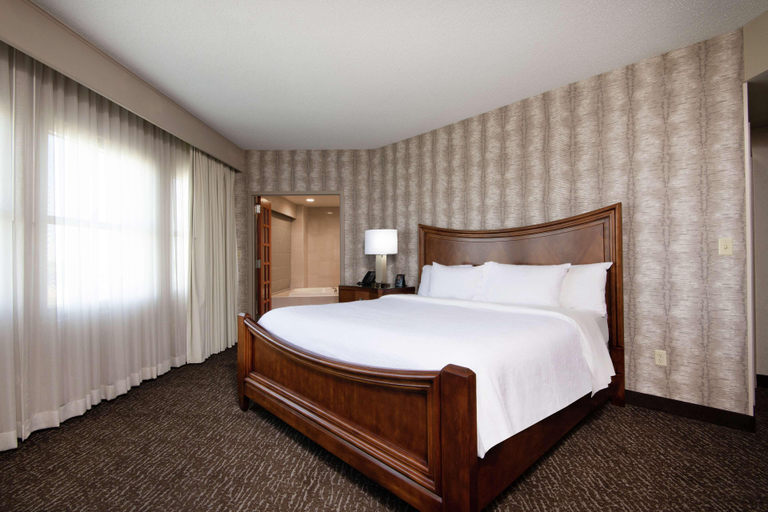 Bedroom 3, Embassy Suites Northwest Arkansas, Benton